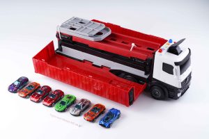 Іграшка "Вантажівка-катапульта" з набором гоночних автомобілів